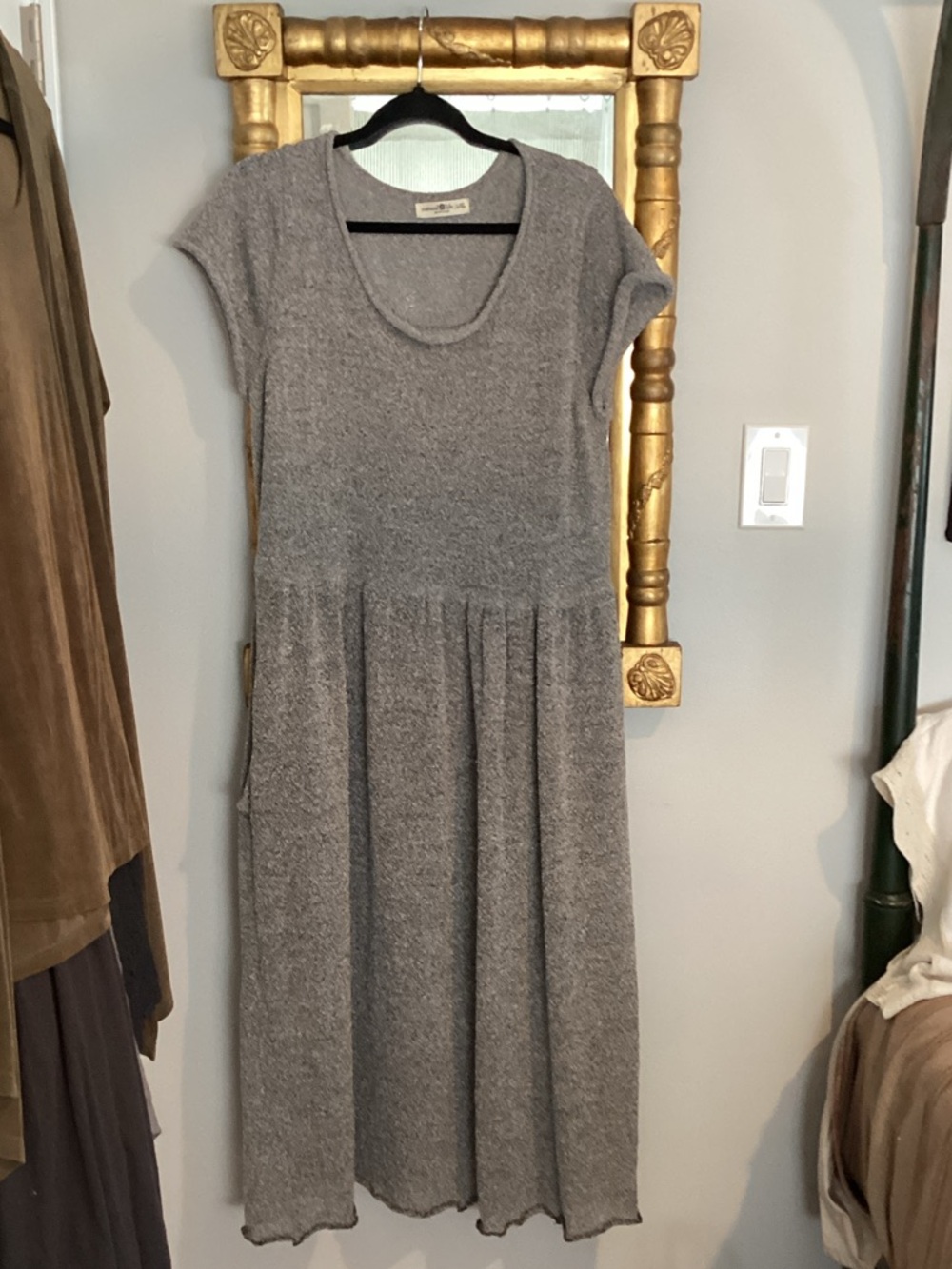 Natural Life knitted black/gray short sleeved midi dress. XL